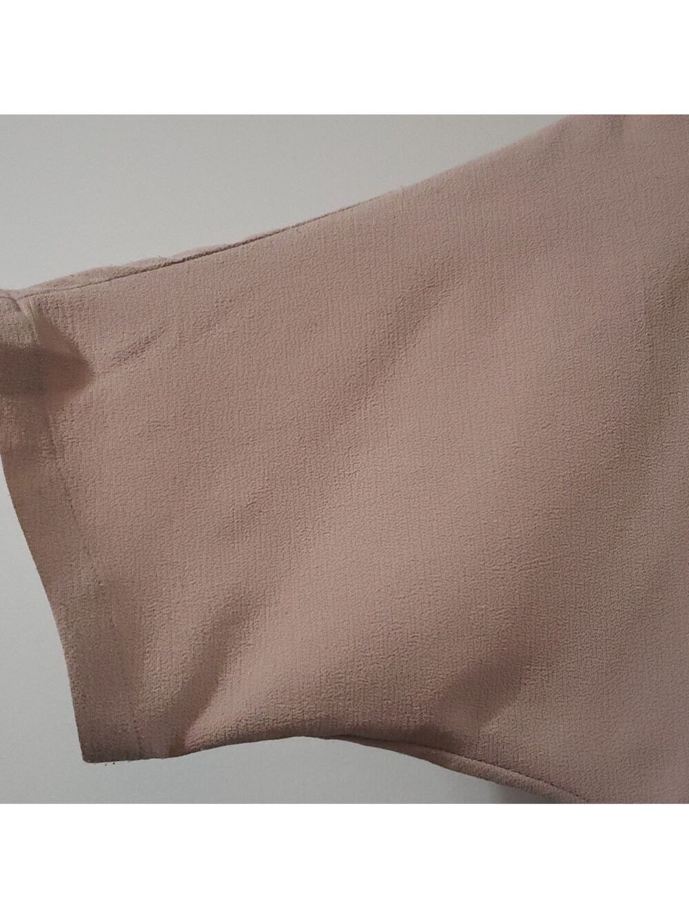 Tan blouse - Picture 2 of 7
